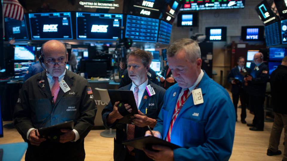 Traders na NYSE, a Bolsa de Valores de Nova York