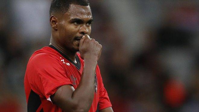 Nikão pode deixar o Athletico