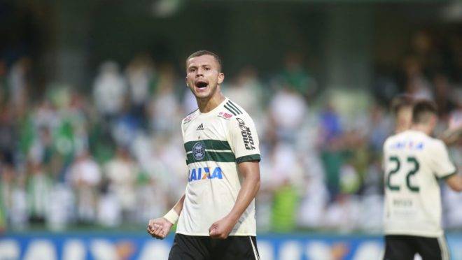 Thalisson Kelven está de volta ao Coritiba.