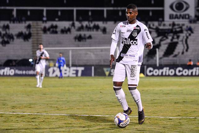 Athletico oferece R$ 6,5 milhões por substituto de Lodi; veja o que emperra o acerto Abner é o destaque da Ponte Preta na Série B