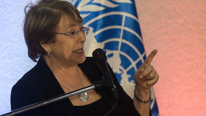 Michelle Bachelet redigiu relatório sobre atrocidades do regime de Nicolás Maduro