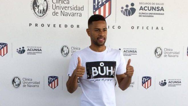 Lateral-esquerdo Renan Lodi faz exames no Atlético de Madrid, da Espanha