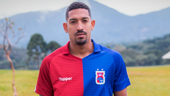 Léo Príncipe está à disposição do Paraná Clube na Série B 2019