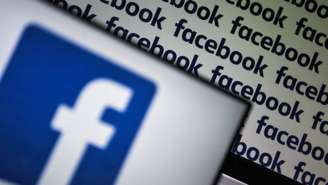 Redes sociais terão que excluir postagens consideradas "discurso de ódio" em 24 horas