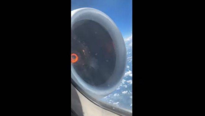 Um voo da companhia aérea Delta de Atlanta a Baltimore fez um pouso de emergência após uma peça da turbina se soltar