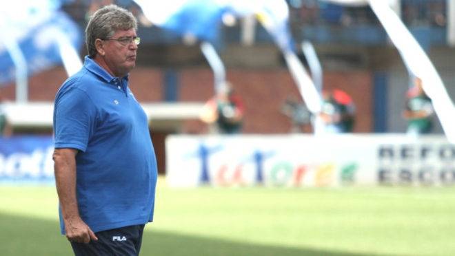 Último trabalho do experiente técnico Geninho foi no Avaí