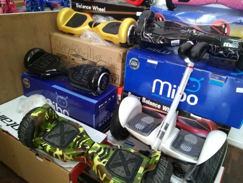 Bazar em Curitiba oferece produtos a partir de R$ 5 neste domingo e segunda, a partir das 8h