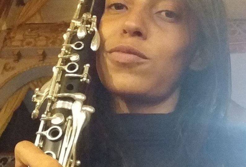 Clarinetista é solta após 45 dias presa na Venezuela por ter denunciado Maduro Karen Palacios Pérez, clarinetista que ficou presa por 45 dias na Venezuela