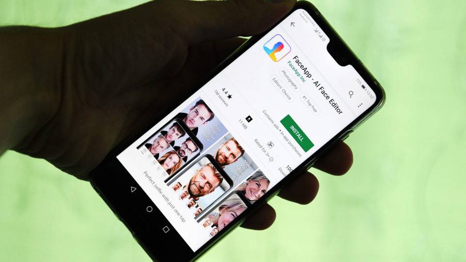 Aplicativo de envelhecimento preocupa EUA e pode ser investigado pelo FBI Aplicativo russo FaceApp permite que milhões de usuários vejam como vão ficar à medida que envelhecem