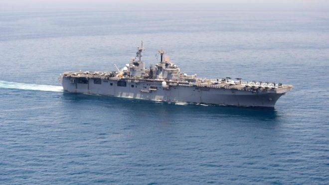 Foto de 15 de junho de 2016 do navio USS Boxer, da Marinha americana