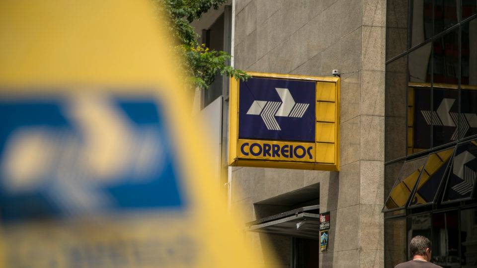 O desafio das privatizações Agência dos Correios em Curitiba