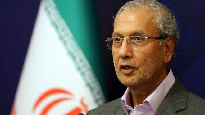Porta-voz do governo iraniano Ali Rabiei fala durante uma coletiva de imprensa na capital Teerã em 22 de julho de 2019