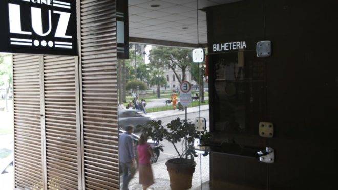 Sede do antigo Cine Luz, no Centro de Curitiba. | Antonio Costa/Gazet ado Povo