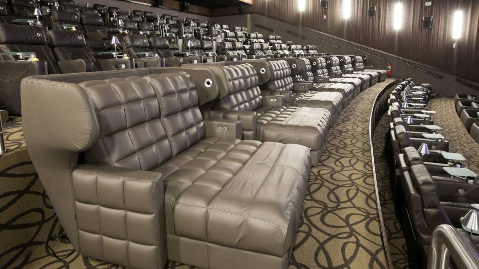 poltronas-lounge-patio-batel-cinepolis