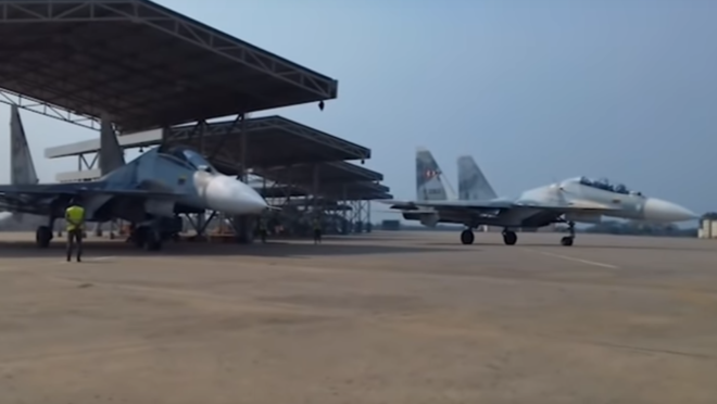 Caças russos Su-30MK2V da Força Aérea da Venezuela, similares aos modelos usados pela Índia