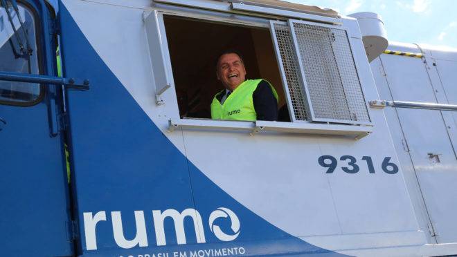 Presidente da República, Jair Bolsonaro, em vagão da Rumo, em Anápolis (GO): Ferrovia Norte-Sul.