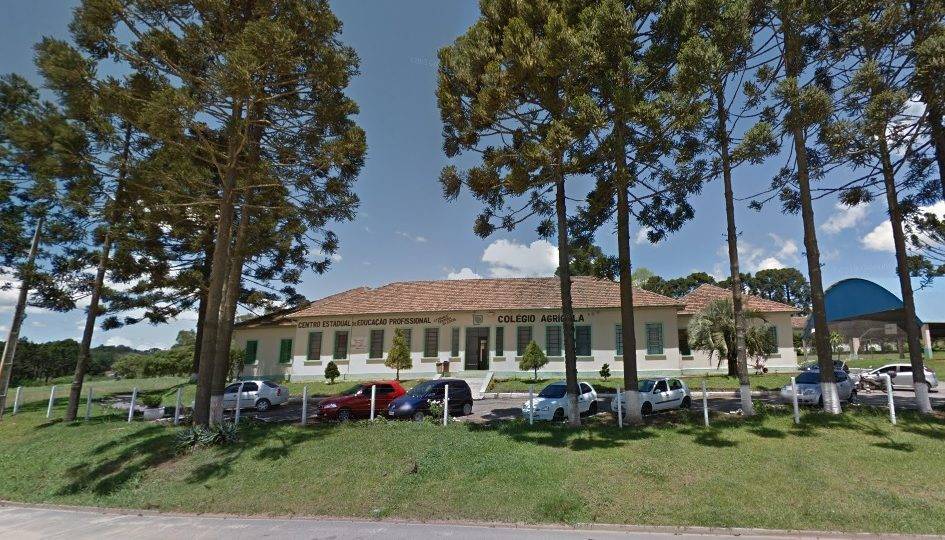 Colégio Professor Lysímaco Ferreira da Costa, em Rio Negro