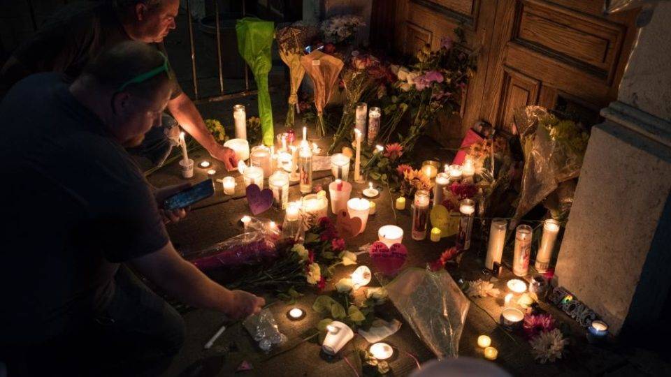 Homenagem às vítimas do tiroteio de 4 de agosto em Ohio