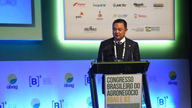 A informação de aumento das importações foi divulgada pelo chairman da Cofco, Jingtao (Johny) Chi durante palestra no Congresso Brasileiro do Agronegócio, que ocorre em São Paulo.