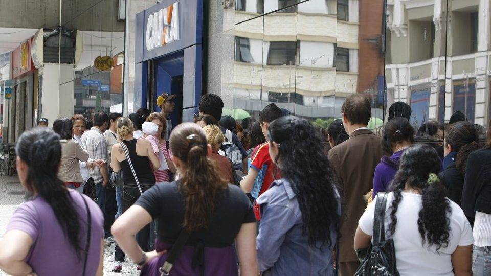 Fake news do FGTS: saque de R$ 500 nada tem a ver com saque-rescisão Fake news do FGTS
