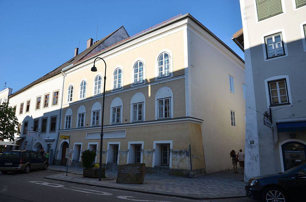 Casa onde nasceu o ditador nazista Adolf Hitler em Braunau am Inn, na Áustria