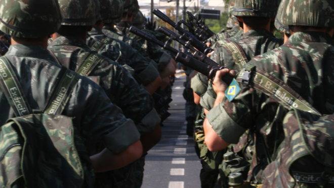 Militares do Exército em desfile do Sete de Setembro