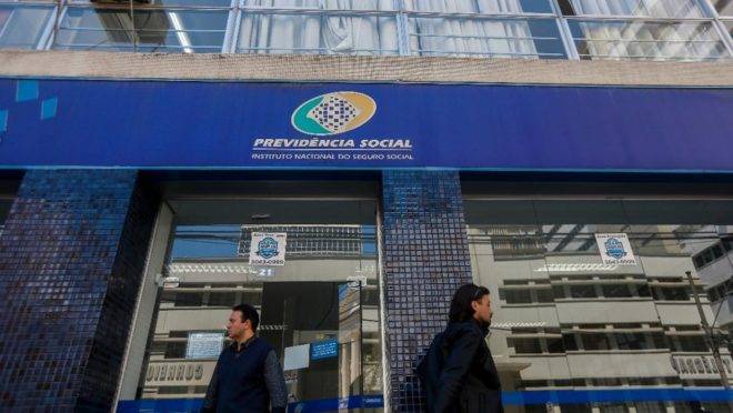 Agência do INSS em Curitiba (PR).
