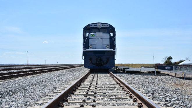 Ferrovia concedida à iniciativa privada em Anápolis (GO).