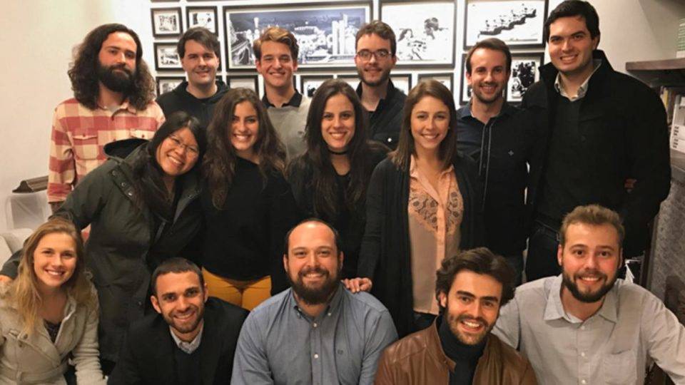 A democracia está em perigo. Mas estes jovens têm um plano para reverter isso Administradores, cientistas políticos e até engenheiros em prol da democracia brasileira | Divulgação