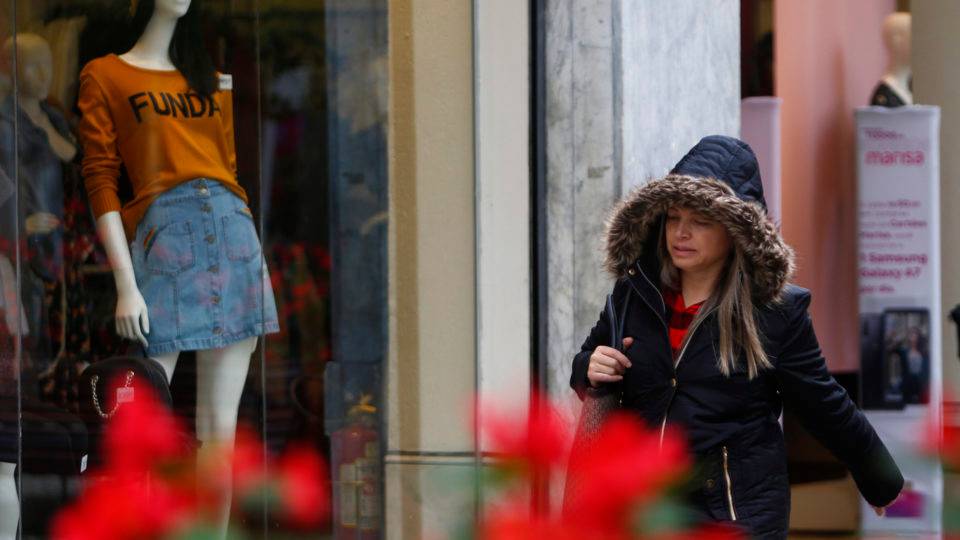 Olha o frio: tempo vira e temperatura vai despencar em Curitiba nesta terça Tempo vira nesta terça-feira em Curitiba.