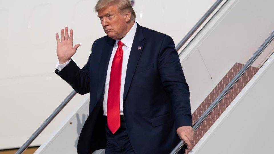 Alberto Fernández critica presidente dos EUA, Donald Trump