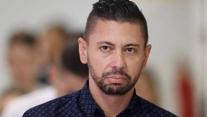 Pelo planejamento original, Edison Brittes Jr, assassino confesso do jogador Daniel, seria o primeiro a ser ouvido pela Justiça nesta terça-feira.