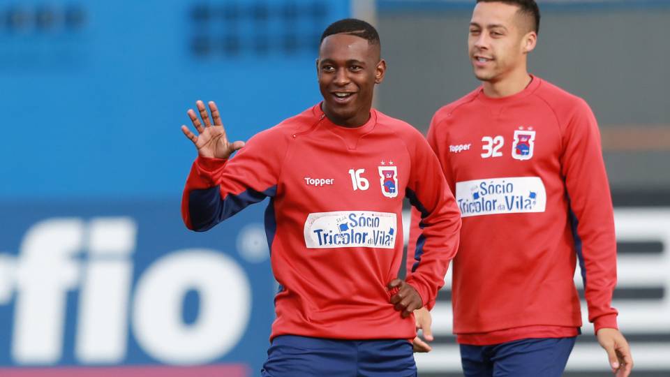 Agora vai? Conheça o pequeno clube belga que deve levar Jhonny Lucas do Paraná Staff de Jhonny Lucas espera concretizar saída do Paraná Clube para a Bélgica