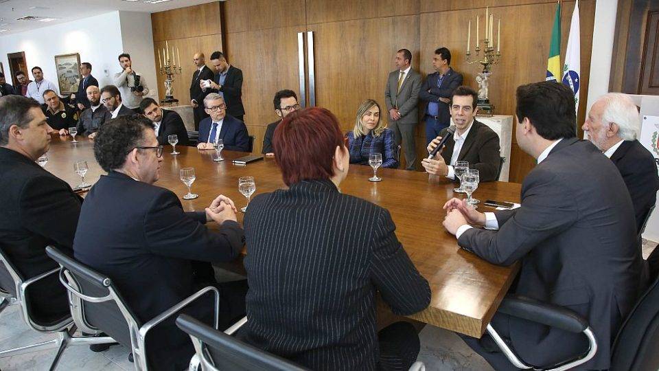 Paraná quer implantar reconhecimento facial de alunos nas escolas estaduais Renato Feder, secretário estadual da Educação e Esporte