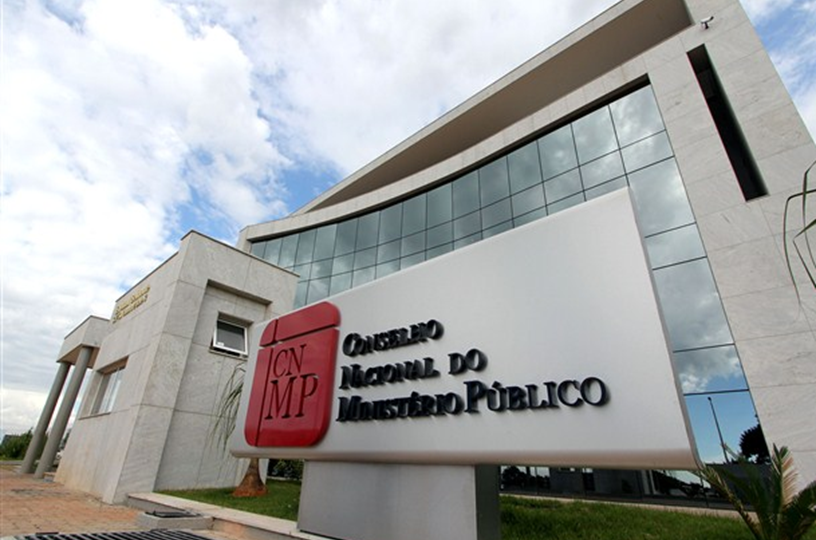 Novos conselheiros do CNMP são nomeados por Bolsonaro Conselheiros são responsáveis por julgar, entre outros casos, processos contra o procurador Deltan Dallagnol, da Lava Jato.