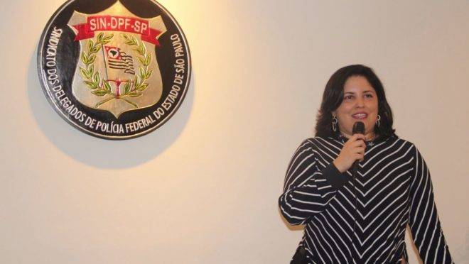 tania-prado-diretora-delegados-pf-sp