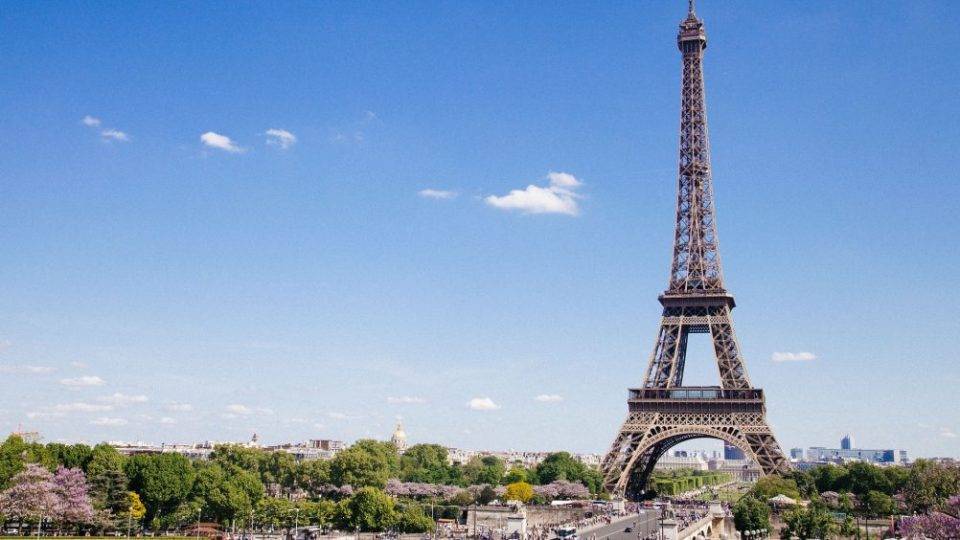 Voe Paraná permitirá conexões entre cidades do interior e destinos internacionais, como Paris.