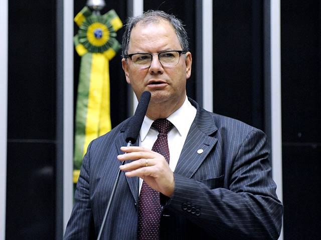 A Frente Parlamentar da Agropecuária (FPA), presidida pelo deputado Alceu Moreira (MDB-SP), tem 233 deputados signatários em exercício