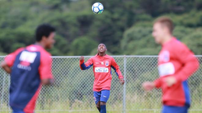 Jhonny Lucas se despediu do Paraná Clube para defender clube belga