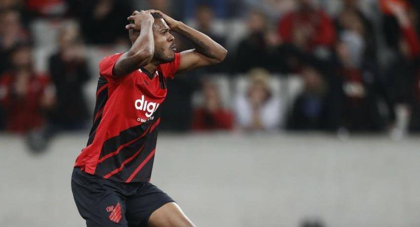 São Paulo deixa de ser freguês na Arena. E Athletico revela incapacidade ofensiva