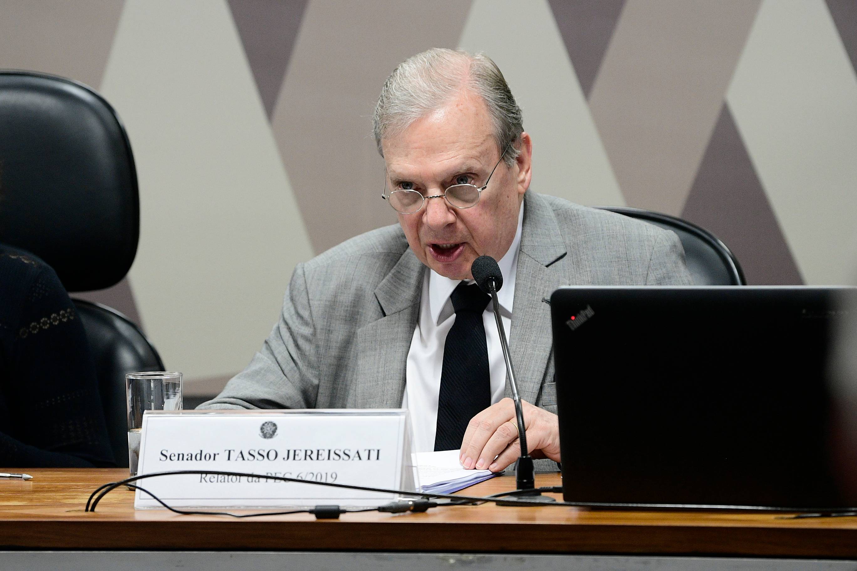 Tasso Jereissati: dia da votação da reforma da Previdência na CCJ do Senado