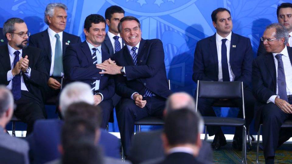 O ministro da Justiça e Segurança Pública, Sergio Moro e o presidente Jair Bolsonaro, participam da solenidade de Lançamento do Projeto em Frente Brasil