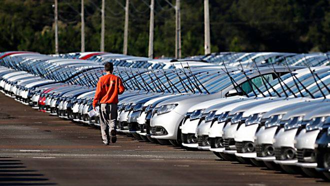 No acumulado do ano, foram emplacados 1,794 milhão de veículos