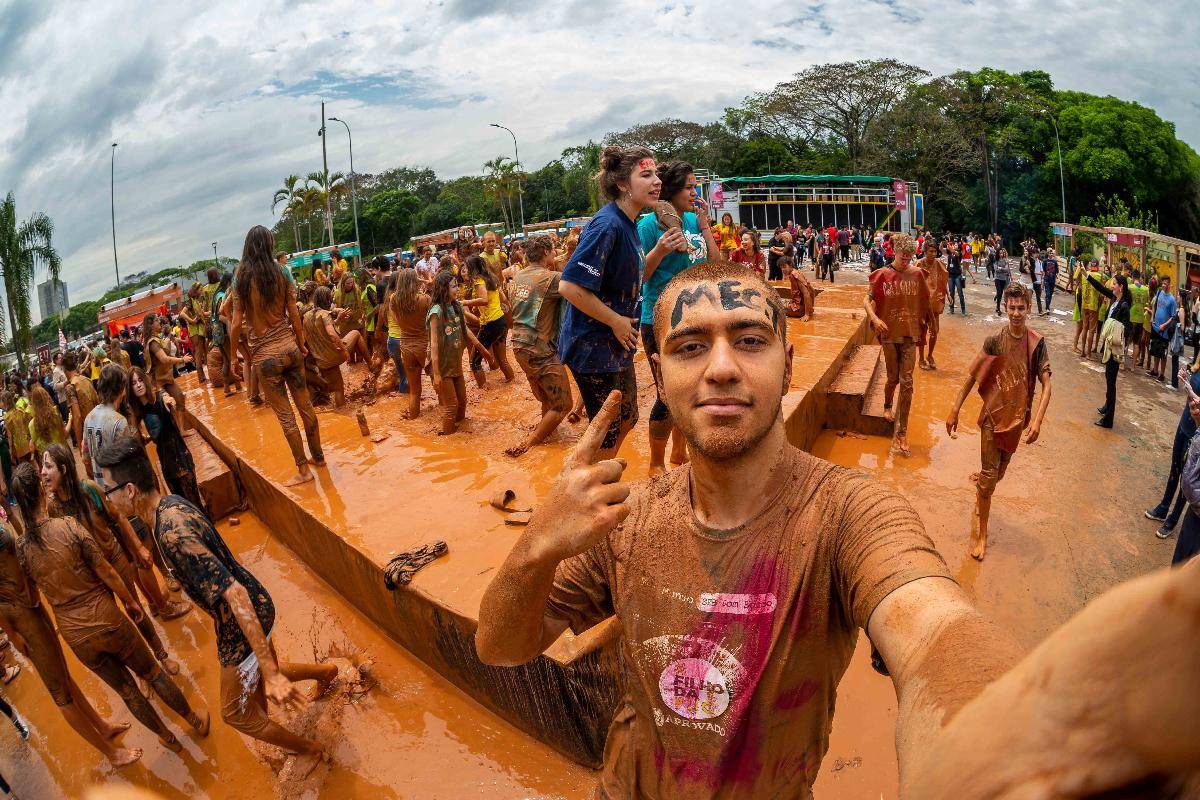 Para os vestibulandos, estratégia e organização são duas aliadas na hora de estudar para conseguir o diferencial necessário.