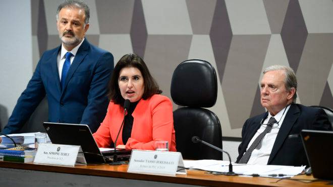 CCJ do Senado: votação de destaques à Reformada Previdência.