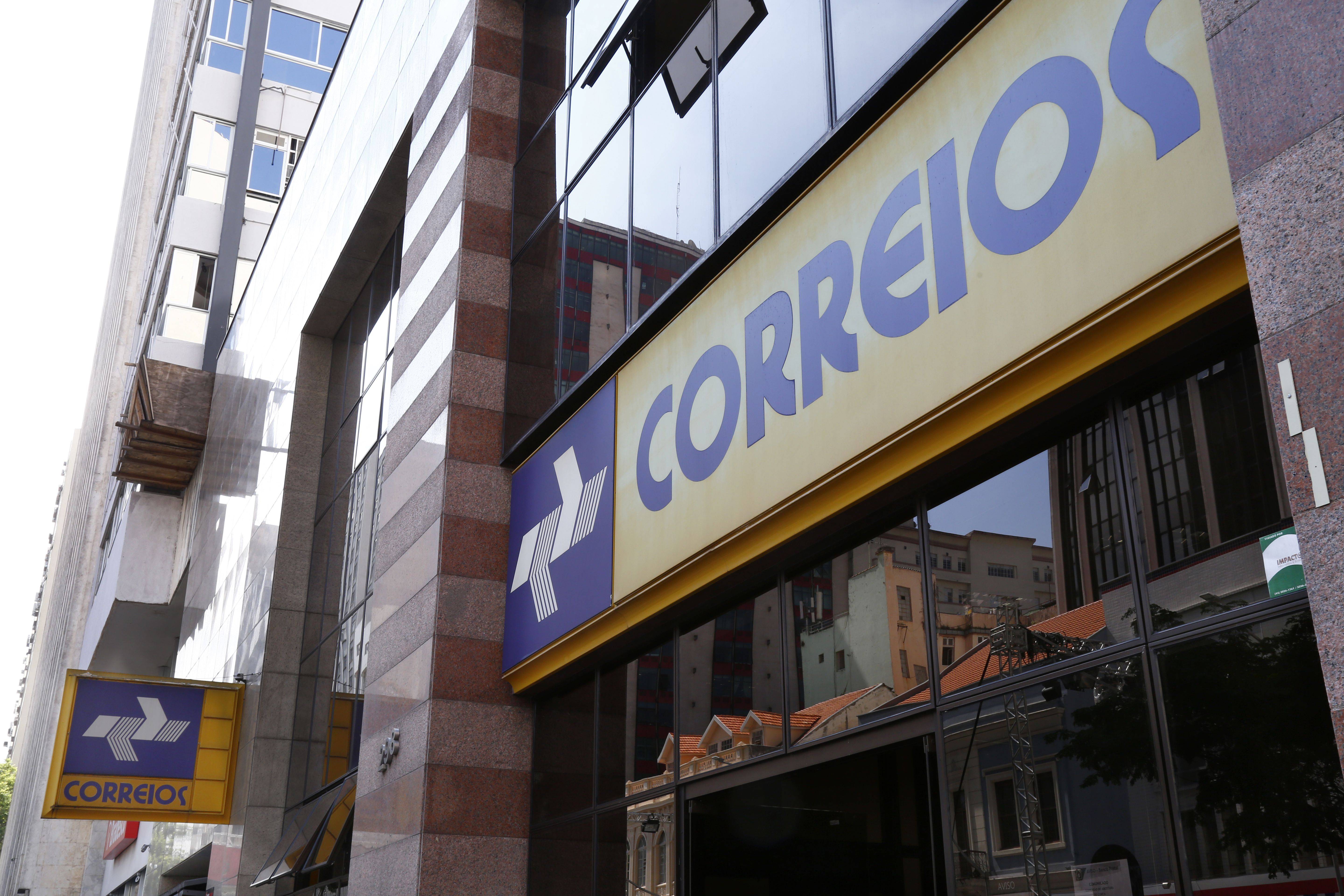 Direção dos Correios havia fechado acordo com o Ministério Público do Trabalho, em 2018, para contratar assessores por concurso.