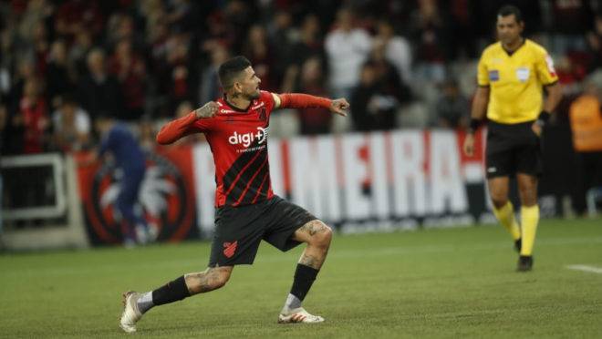 Vitória foi um êxtase para a torcida atleticana, uma virada histórica, um marco que deixa o Furacão em estado de euforia