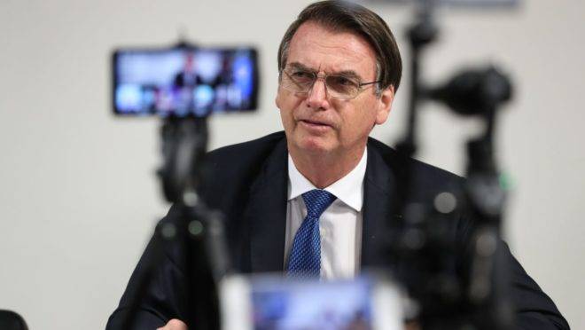 Bolsonaro precisou cancelou a viagem, porque começa, nesta sexta-feira (6), preparação para a nova cirurgia que vai fazer neste domingo (8).