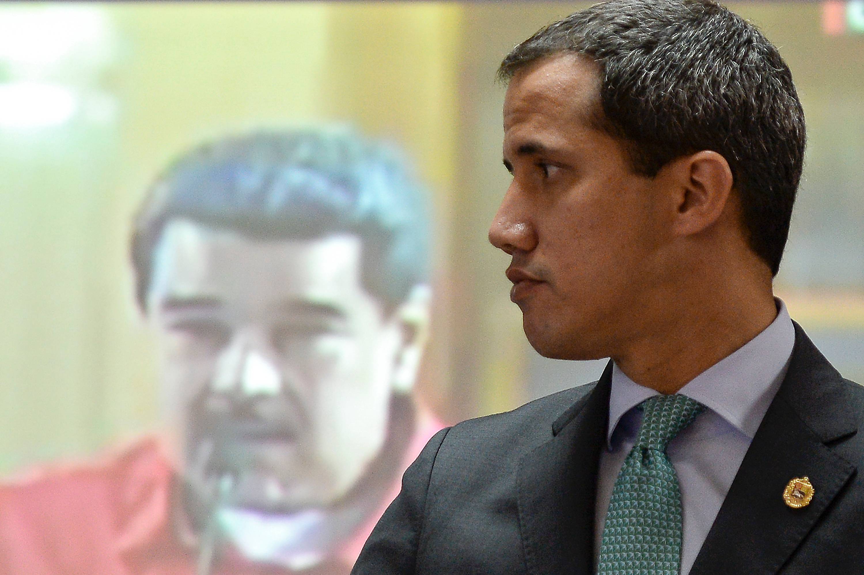 Nicolás Maduro ameaça Juan Guaidó