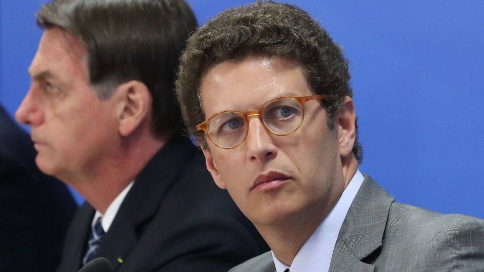 Após operação da PF contra Meio Ambiente, governo afasta 7 investigados O ministro do Meio Ambiente, Ricardo Salles: suspeita de enriquecimento ilícito leva à quebra de sigilo bancário.